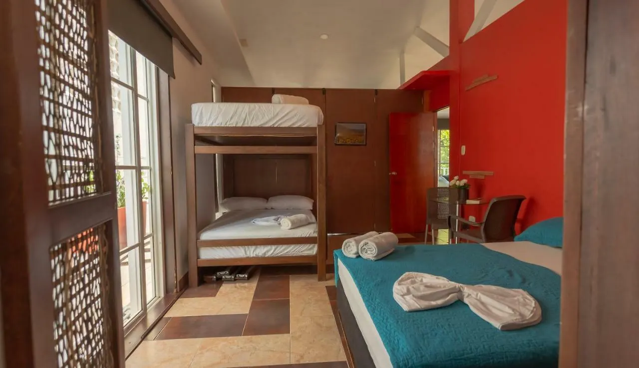 Aparthotel Hollywood Beach Suite Cartagena