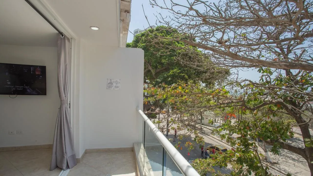 Hollywood Beach Suite Cartagena  2*,
